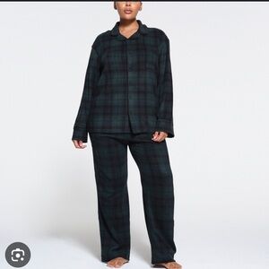 Unisex Skims Flannel Sleep Set in Cypress Green